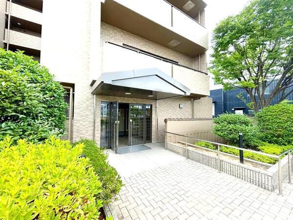 【ジオ魚崎住吉川】エントランス1