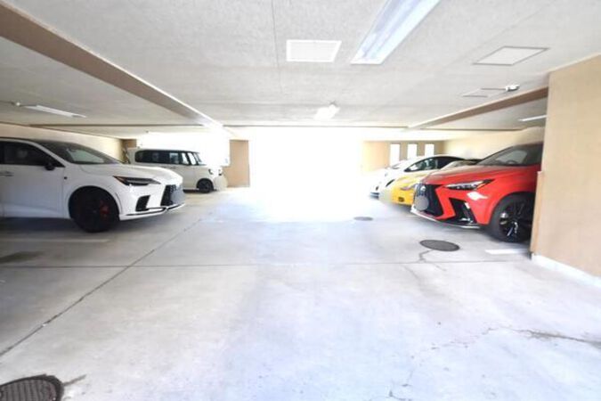 【サンハウス第3浄心】共用部分（駐車場）