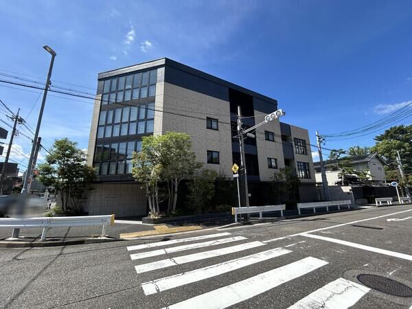 ローレルコート桜山向陽