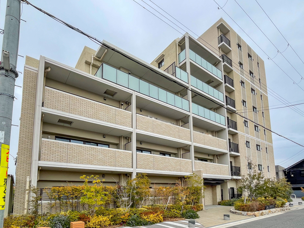 【シャルマンフジ三国ヶ丘けやき通り】外観