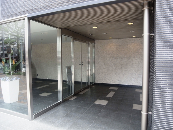【シティハウス月島駅前キャピタルコート】エントランス 【シティハウス月島駅前キャピタルコート】エントランス