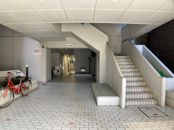 【東急ドエルアルス大町】エントランスアプローチ 【東急ドエルアルス大町】エントランスアプローチ