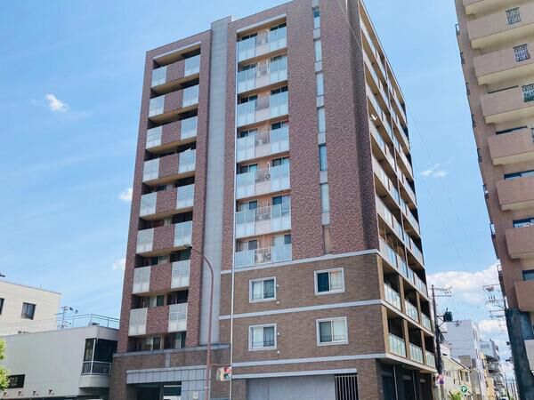 【ヴェストノーヴァ西院】外観