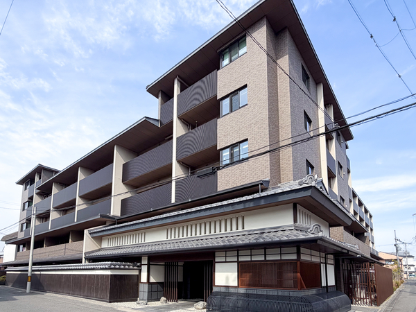 【ライオンズ伏見寺田屋西グランフォート】外観