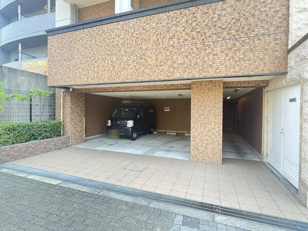 【プレサンス城北公園アクアージュ】共用部分(駐車場) 【プレサンス城北公園アクアージュ】共用部分(駐車場)