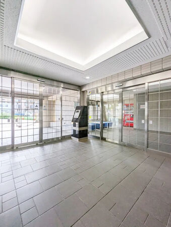 【グリーンコーポ津田沼タウンヒルズ】エントランス 【グリーンコーポ津田沼タウンヒルズ】エントランス