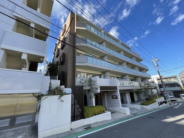 【ルピアコート宮前平】外観