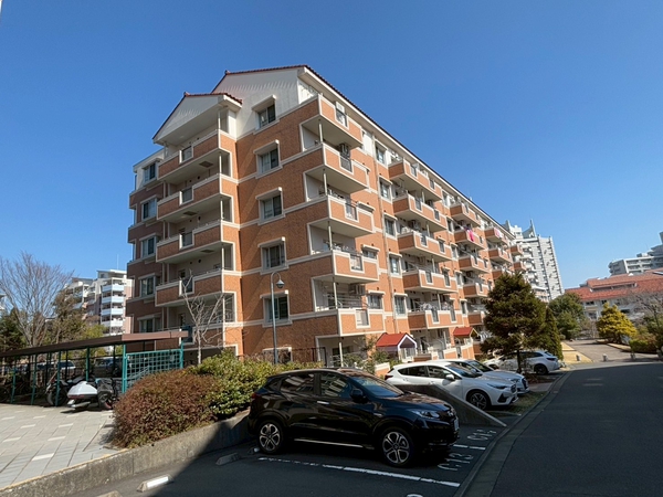 【ベルコリーヌ南大沢5-71号棟】外観