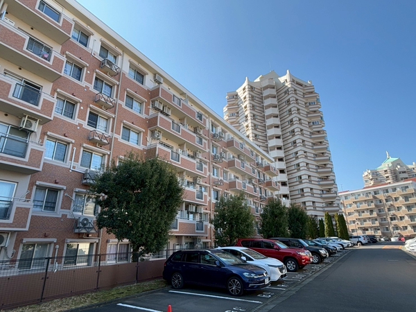 【ベルコリーヌ南大沢5-71号棟】外観