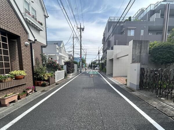 【D’クラディア練馬中村橋】前面道路