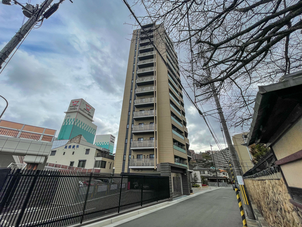 【ユニハイムエクシア宝塚駅前】外観