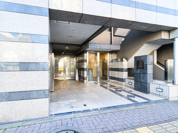 【パレステュディオシンシア文京千石】エントランス