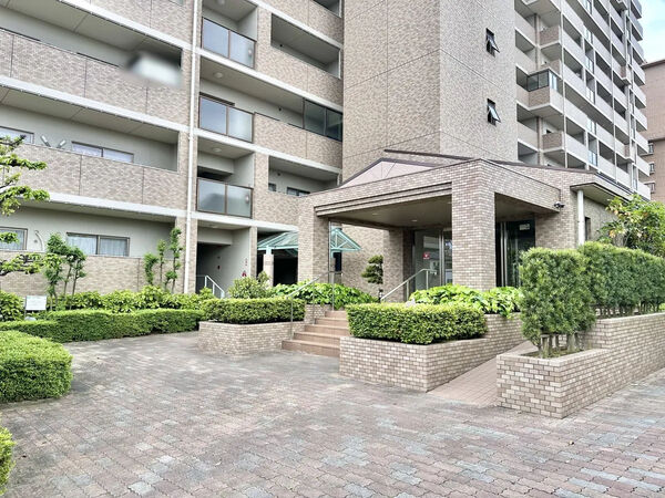 【コープ野村岩倉】エントランス 【コープ野村岩倉】エントランス