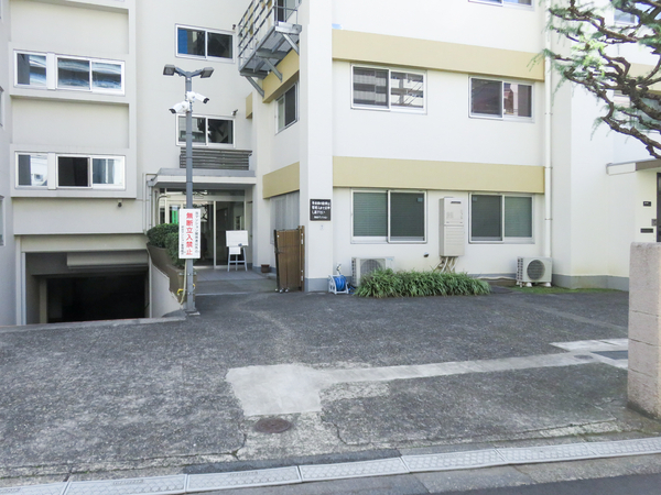 【初台マンション】エントランス 【初台マンション】エントランス