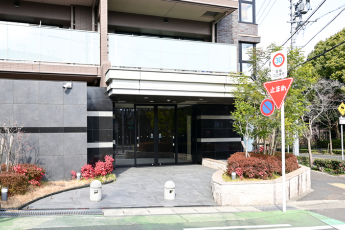 【ヴィークコート東山】エントランス 【ヴィークコート東山】エントランス