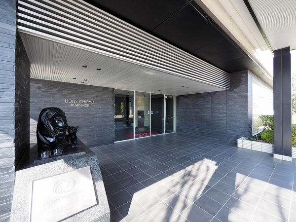 【ライオンズ知立レジデンス】エントランス