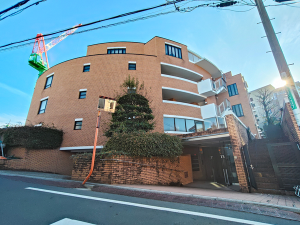 【ラ・コリーヌ神宮前】外観 【ラ・コリーヌ神宮前】外観