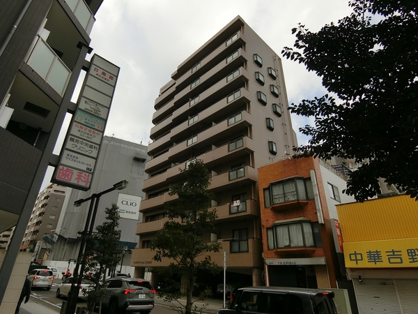 【ドメステイックプラザ鶴見】外観