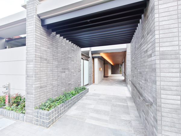 【サンクレイドル西所沢ステーションウィズ】エントランス