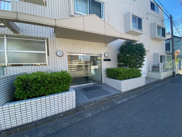 【サンピア南林間】エントランス