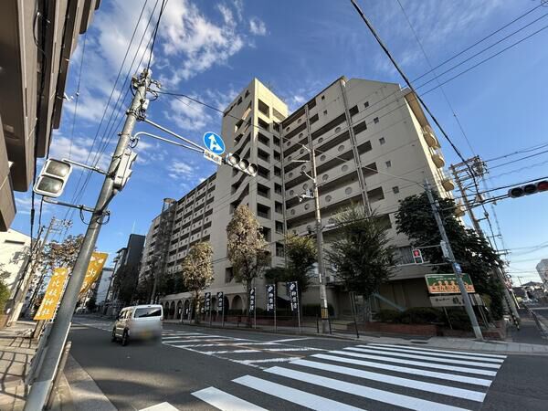 【シャトー鶴見】外観