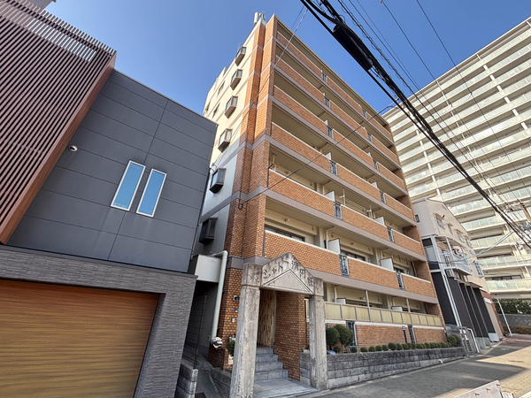 【シャトー法円坂】外観 【シャトー法円坂】外観