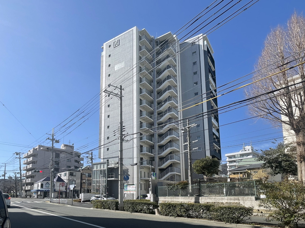 【エステムコート三宮EASTⅣザ・フロント】外観