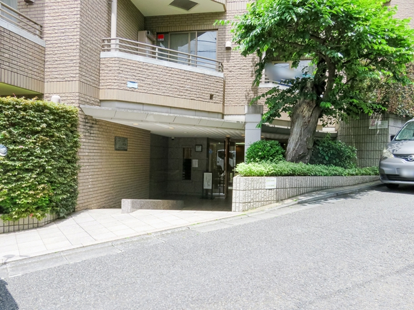 【ファミールグラン代沢】エントランス 【ファミールグラン代沢】エントランス