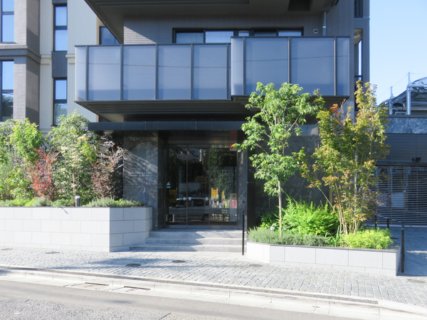 【ヴェレーナグラン二子玉川】エントランス