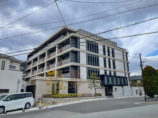 【シエリア宝塚】外観 【シエリア宝塚】外観