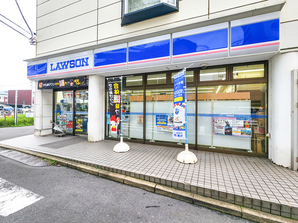 ローソン笹塚駅前店まで約200m(徒歩3分) ローソン笹塚駅前店まで約200m(徒歩3分)