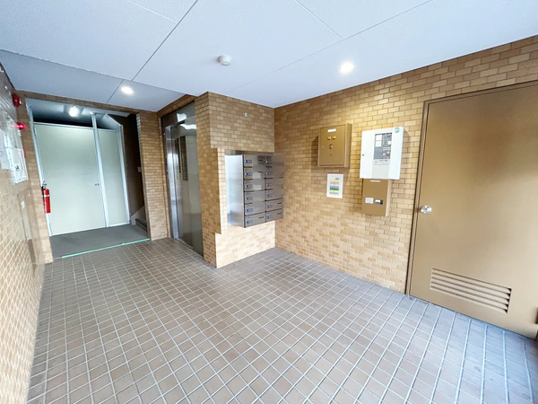 【シティコーポ八事表台】エントランス