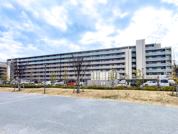 【ローレルコート西宮甲子園】外観