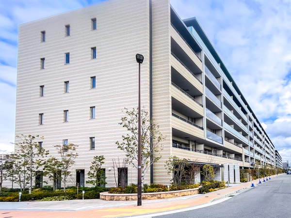 【ローレルコート西宮甲子園】外観