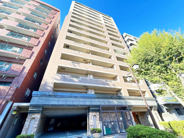 【ファミリアーレ白川公園】外観１