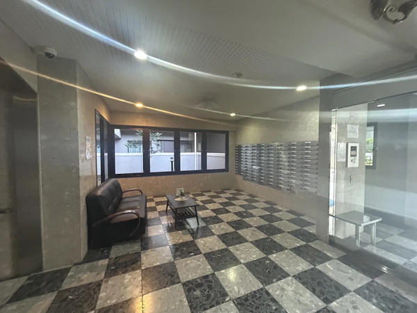 【東栄ビバシテイ姪浜】エントランス