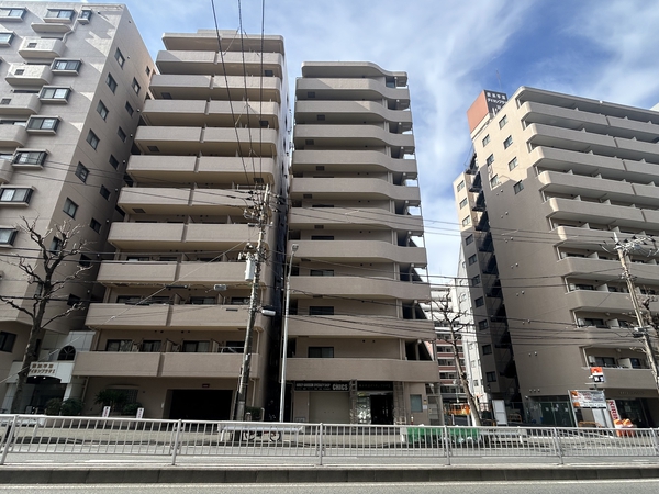 【横浜平沼ダイカンプラザ二号館】外観