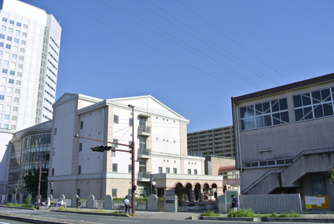 さいたま市立桜木小学校　約780m