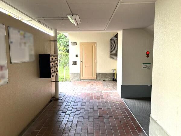 【東大路高野第2住宅】3棟 エントランス2 【東大路高野第2住宅】3棟 エントランス2