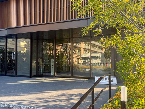 【シティテラス若江岩田】エントランス