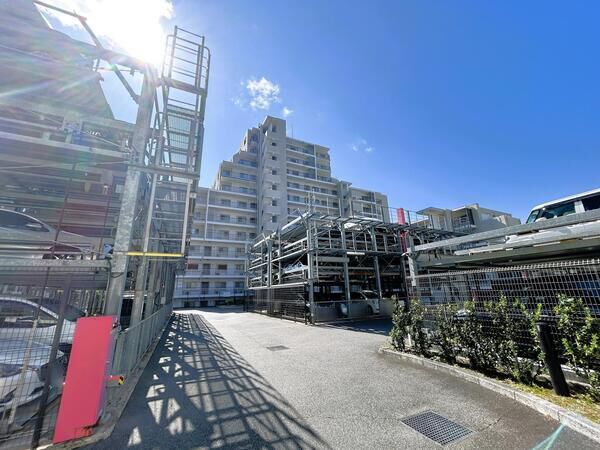 【パークホームズ牛田エアリーコート】駐車場