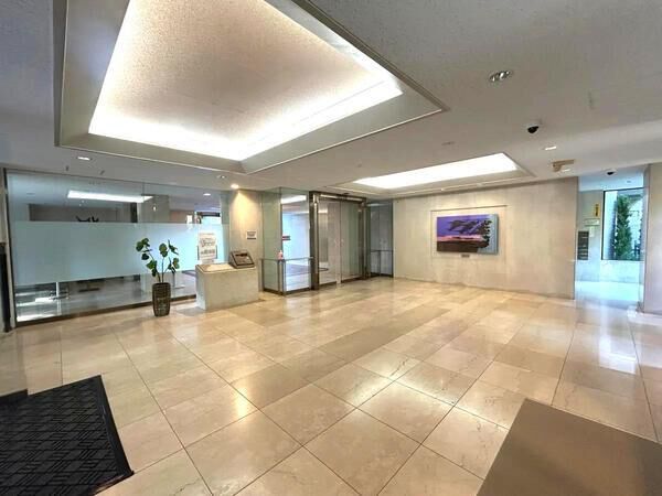 【サーパス牛田天水苑】エントランス1 【サーパス牛田天水苑】エントランス1