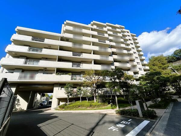 【サーパス牛田天水苑】外観