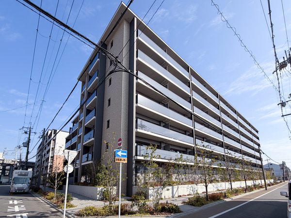 【メイツ京都西大路】外観 【メイツ京都西大路】外観