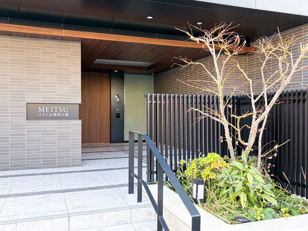 【メイツ京都西大路】エントランス 【メイツ京都西大路】エントランス