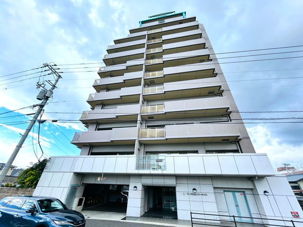 Lテーゼ江波リバーサイド