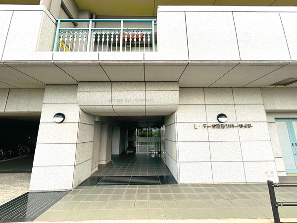 Lテーゼ江波リバーサイド