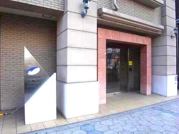 【クラウンハイム上町台セントラルラカーサ】エントラン2