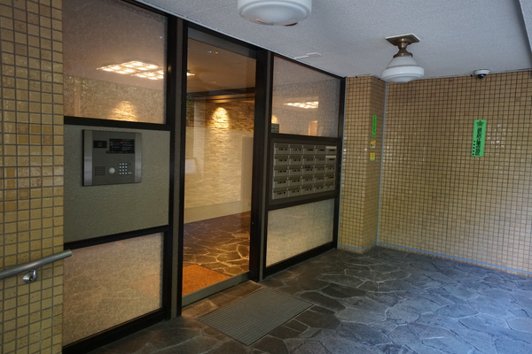 【マナー高輪】エントランス 【マナー高輪】エントランス