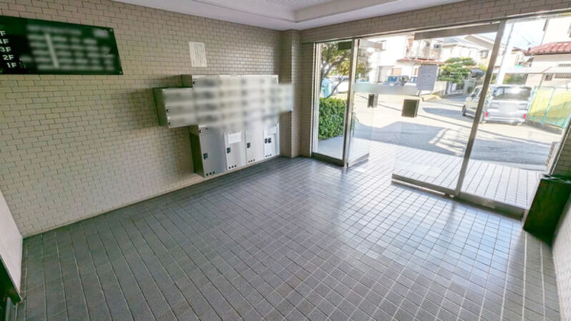 【ライオンズマンション平塚第2】エントランス
